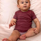 OrganicEra T-shirt biologica per neonati P/E Body, Bordeaux